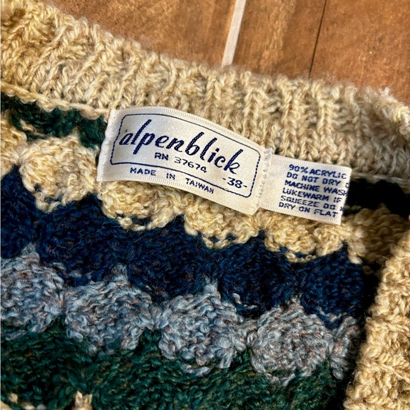 Vintage 90s Alpenblick Sweater Vest Size 38, Medium - Picture 3 of 5